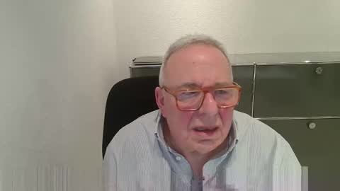 Snapshot of martin_1947 chatting on 11.30.25 martin_1947 online show from 11.30.25
