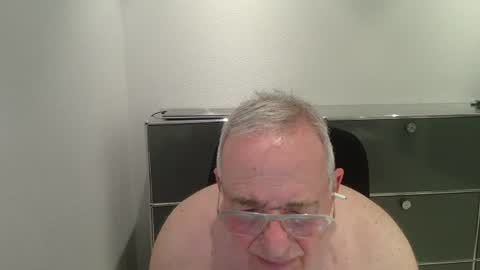 Snapshot of martin_1947 chatting on 06.26.26 martin_1947 online show from 06.26.26