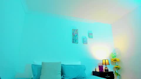 C A R O L I N A  online show from 04.23.26