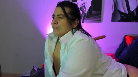 Snapshot of martina_foxy_ chatting on 01.31.25 MARTINA online show from 01.31.25