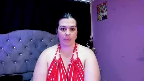 Snapshot of martina_foxy_ chatting on 02.16.25 MARTINA online show from 02.16.25