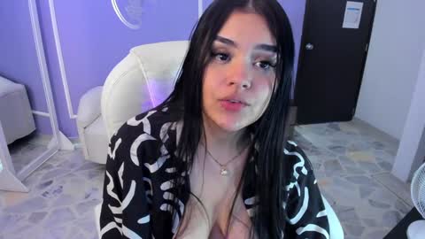 Snapshot of martina_saenz1 chatting on 01.30.25 Martina  online show from 01.30.25