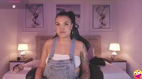 NATALIA ON A TRAVEL FROM DECEMBER 6TH TO THE 9TH ENJOY ME BEFORE I LEAVE online show from 02.18.25