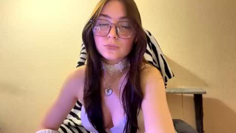 Scarlet online show from 08.06.26