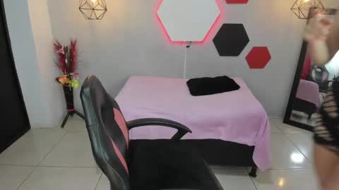 Martina online show from 01.15.25