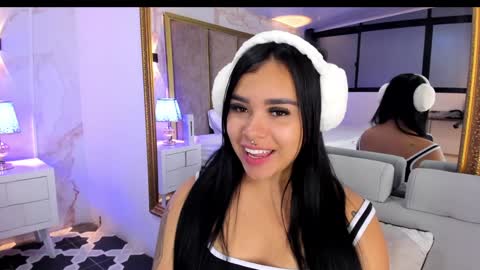 Martina Garcia online show from 12.10.24