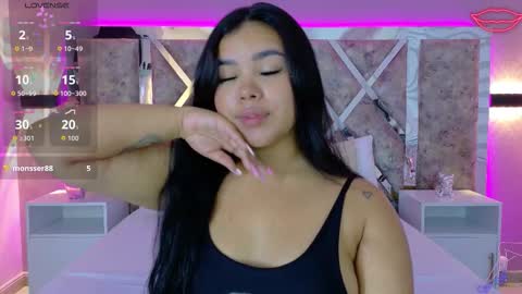 Martina Garcia online show from 10.15.25