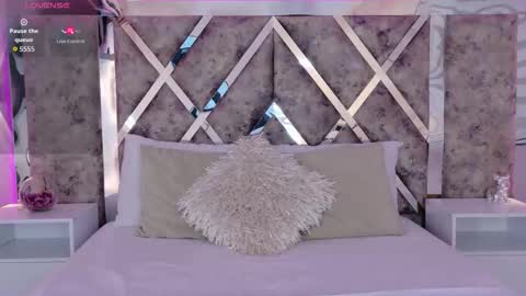 Martina Garcia online show from 11.14.25