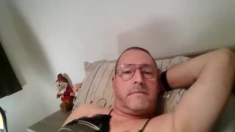 Hotguy61 online show from 09.30.25