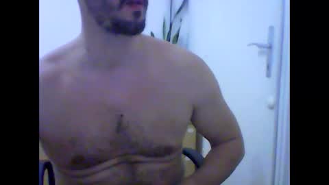 Snapshot of martinero1988 chatting on 01.01.25 martinero1988 online show from 01.01.25