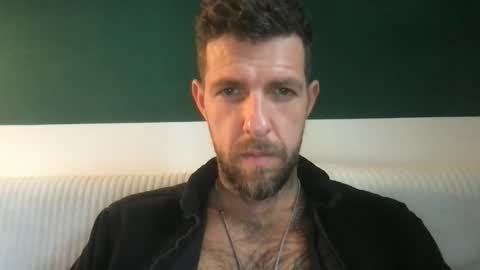 Snapshot of martinmagic467659 chatting on 10.24.25 martinmagic467659 online show from 10.24.25