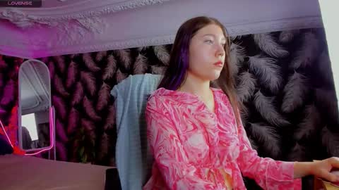 Im Mary online show from 09.11.25