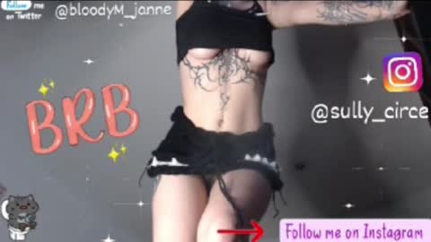 Snapshot of mary_janness chatting on 02.10.25                      100   online show from 02.10.25