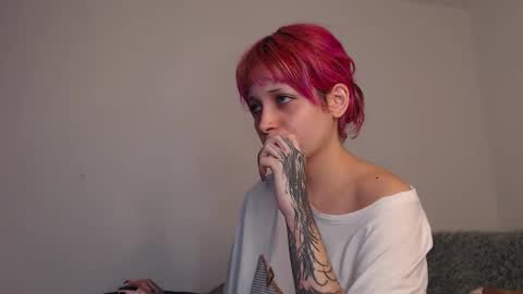 Snapshot of mary_janness chatting on 10.09.25                      100   online show from 10.09.25
