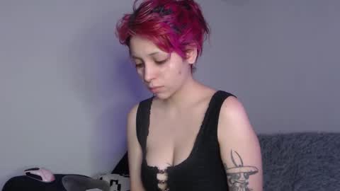 Snapshot of mary_janness chatting on 10.14.25                      100   online show from 10.14.25