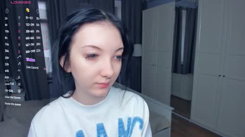 Snapshot of mary_loky chatting on 01.15.26 Mary online show from 01.15.26