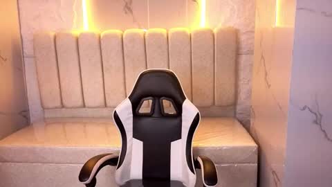 mary_luxx_tp online show from 11.02.25