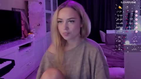 Mary online show from 09.28.25