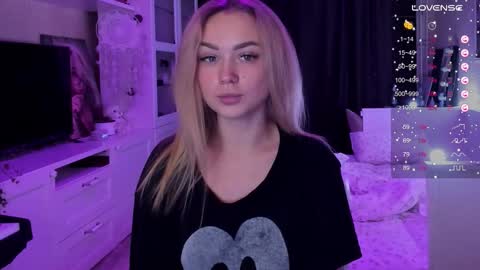 Mary online show from 10.05.25