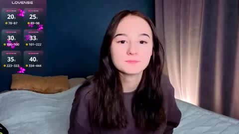 Snapshot of mary_smit chatting on 09.08.25 mary online show from 09.08.25