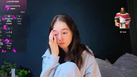 Snapshot of mary_smit chatting on 09.19.25 mary online show from 09.19.25