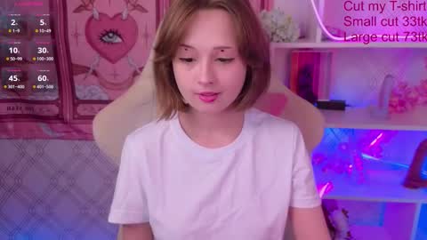 Snapshot of mary_u chatting on 09.25.25 Ur Mary online show from 09.25.25