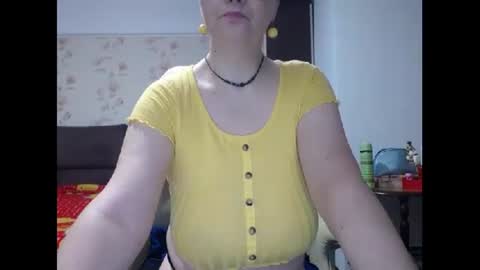 Snapshot of mary_x chatting on 02.13.25 Mary online show from 02.13.25