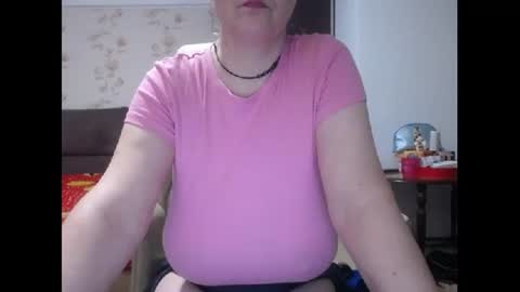 Snapshot of mary_x chatting on 03.12.25 Mary online show from 03.12.25