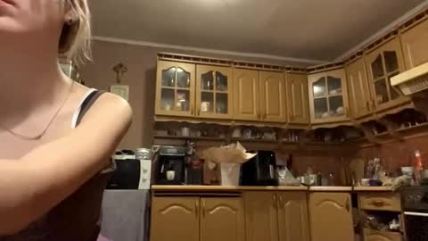 Snapshot of maryannaplateros chatting on 03.02.26 Tessa online show from 03.02.26