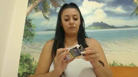 maryem online show from 10.22.25