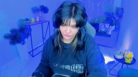 Mary online show from 09.17.25