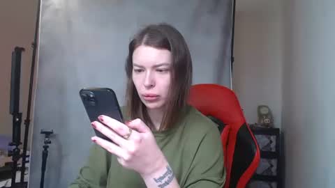 MaryHotLoves online show from 10.27.25