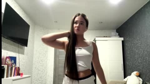 Snapshot of maryjanerowlett chatting on 02.28.26 Lola online show from 02.28.26