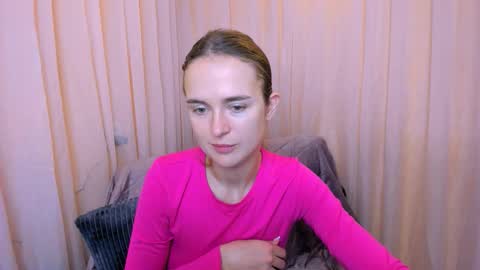 Mari online show from 11.21.25