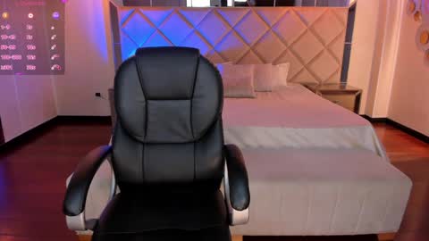  Mary  online show from 01.27.25