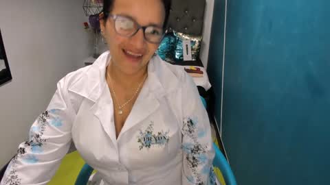 Marylin online show from 12.27.24