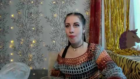 Snapshot of marylou_ chatting on 01.23.25 Mary Lou online show from 01.23.25