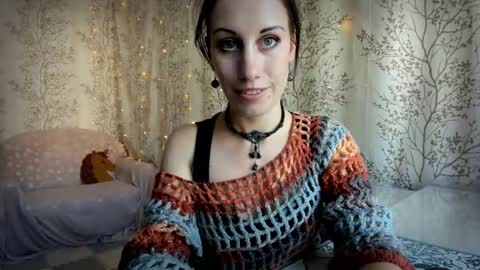 Snapshot of marylou_ chatting on 09.15.25 Mary Lou online show from 09.15.25