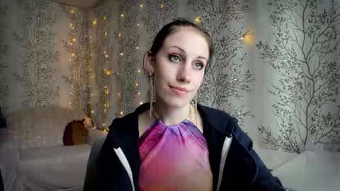 Mary Lou online show from 09.22.25