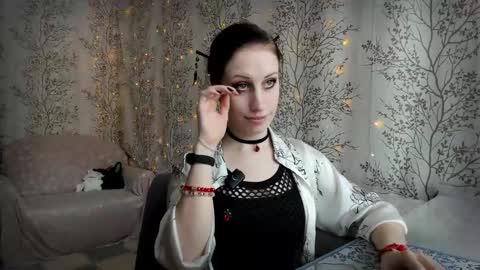 Mary Lou online show from 02.09.26