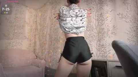 Mary Lou online show from 04.11.26