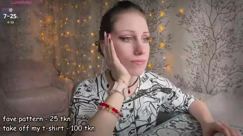 Mary Lou online show from 04.12.26