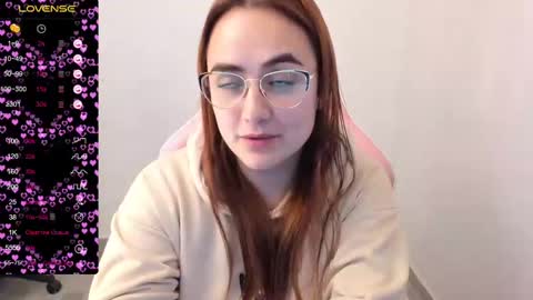 Dulce Maria online show from 03.04.25