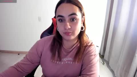 Dulce Maria online show from 04.16.26