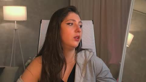 Mary Miller online show from 09.21.25