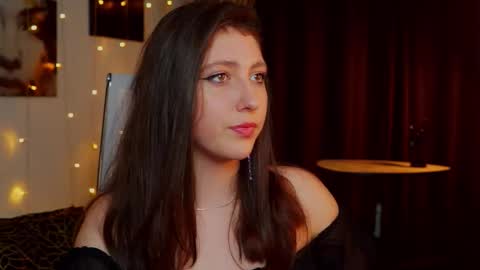 Mary Miller online show from 09.22.25