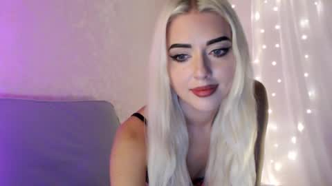 MaryVi online show from 09.15.25