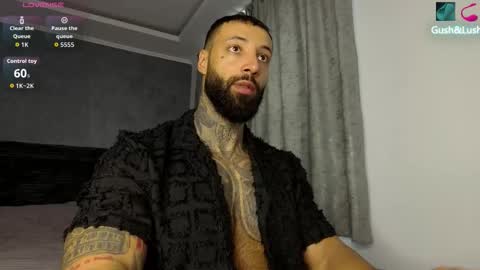 Snapshot of masculineguy69 chatting on 10.02.25 masculineguy69 online show from 10.02.25
