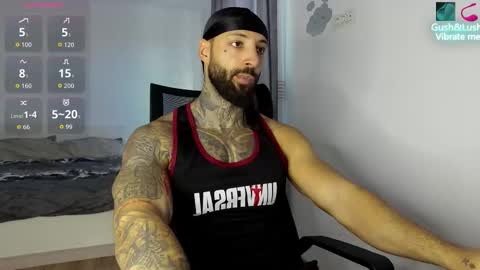 Snapshot of masculineguy69 chatting on 10.20.25 masculineguy69 online show from 10.20.25