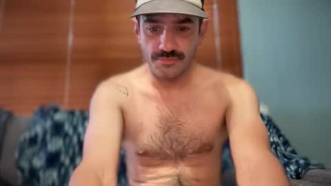 Snapshot of masculinehole chatting on 09.30.25 Masculine Hole online show from 09.30.25